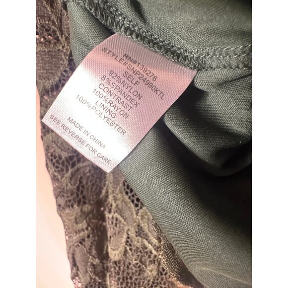 Boutique Les Serein Grey Lace Long Sleeve Button Up Blouse. - Picture 4 of 5